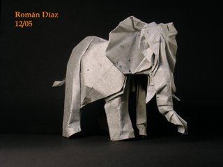 Imagen de: http://design.origami.free.fr/bestof/diaz/elefante/elefante%20021edit.jpg