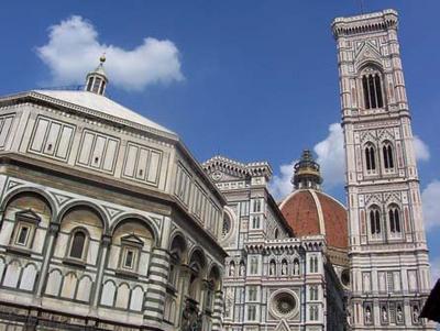 Catedral de Santa María del Fiore (con la soberbia cúpula de Brunelleschi), Batisterio y Campanil, en Florencia