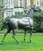 Horse Sculpture in Lexham Gardens (Photo: Colin Wing)