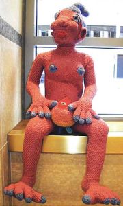 Ming Yi Sung - Elven Crochet Sculpture (2005) photo by the artist