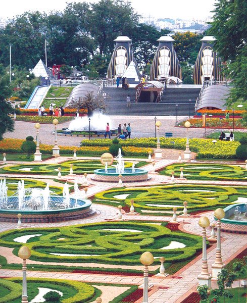 Hyderabad Attractions – Tank Bund, Necklace Road, NTR Gardens | Hyderabad  Real Estate