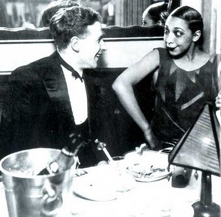 Simenon and Josephine at La Coupole