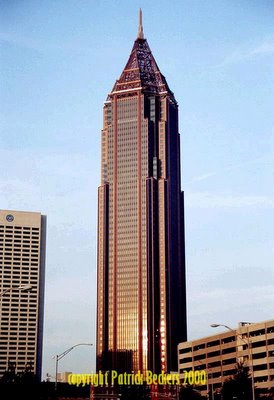 A idéia seria então pilotar o avião rumo ao prédio mais alto de Los Angeles, a Library Tower, mais tarde rebatizada de US Bank Tower.
