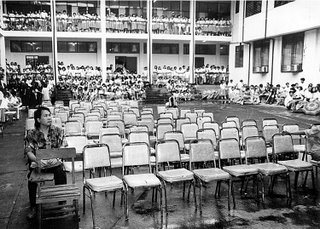 Conveying depth through contrast of same-sized objects; Rizal High School main Building 1993; photo by Atty. Galacio