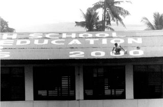 Rizal High School, Main Building; scale; photo by Atty. Galacio