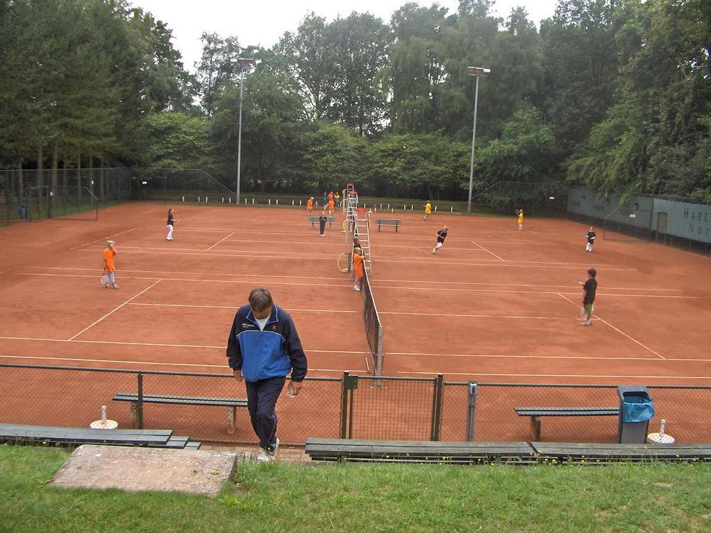 Bob, opnieuw opgestart...: kamp eerste dag