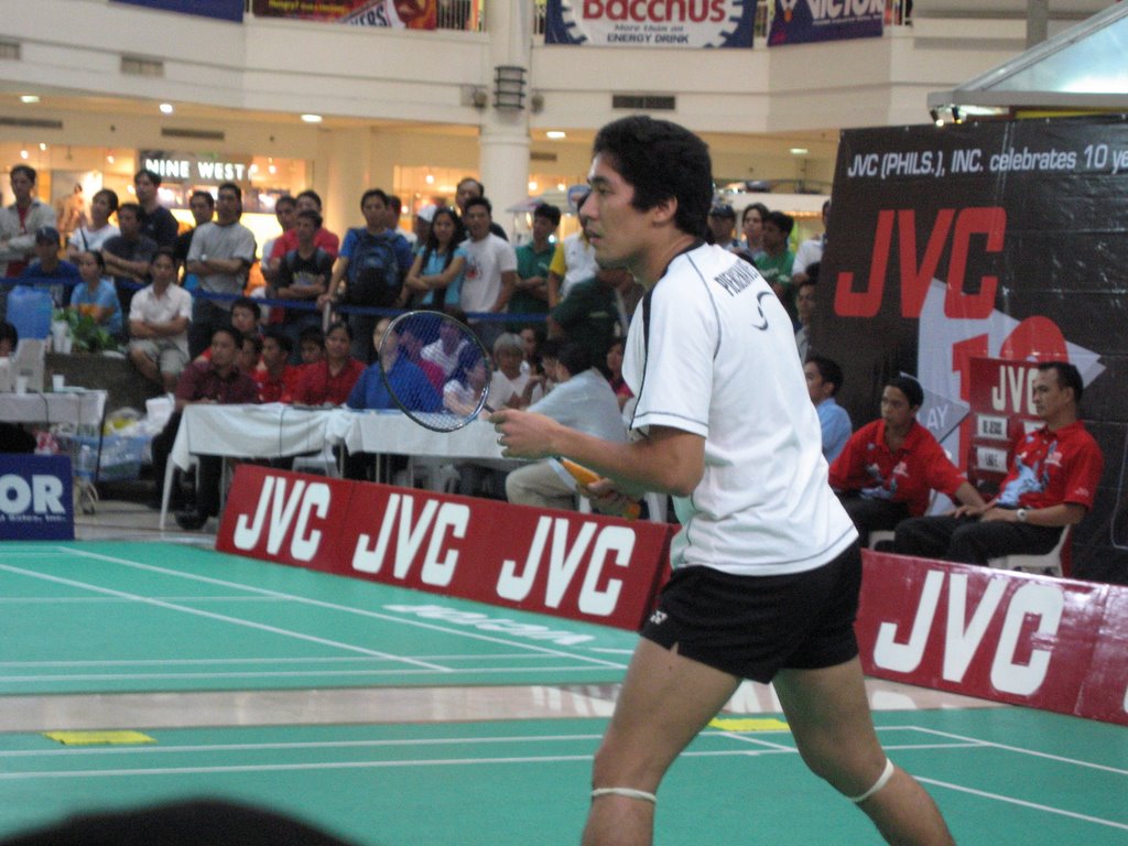 OF LAW AND BADMINTON: More pics from the JVC 2006 Badminton Tournament  FINALS