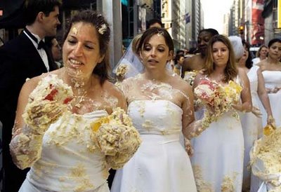 Bride's Search on Wedding Cake Photo 6