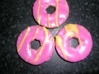 3 pink party ring biscuits