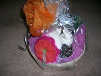 image of gift basket with knitted flower decoration