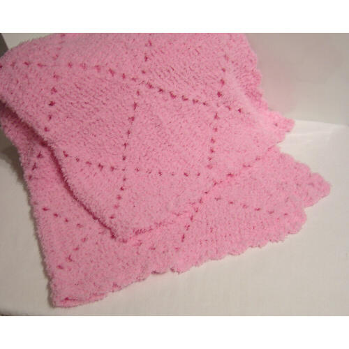 Tr?s Crochet Daily: More on the Pixie Blanket