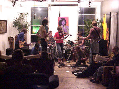 No Birds live at Zeke's Gallery