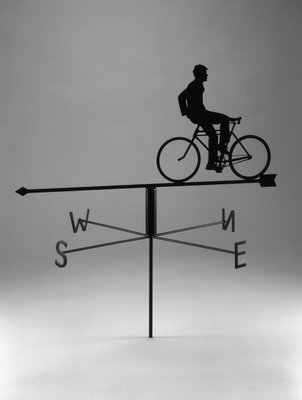 Rodney Graham, Weather Vane, 2002, stainless steel, black enamel, 69 x 63 cm, collection de Scott Livingstone. © Rodney Graham 