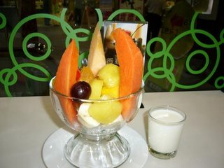 Fruit Mix - fruits with yogurt