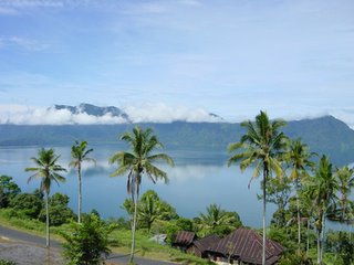 Lake Maninjau, Padang