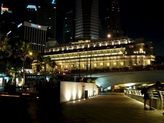 The Esplande with The Fullerton Hotel in Business District