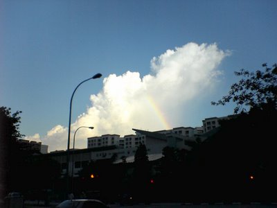 Tampines Aveu 5  Rainbow over Poi Ching School