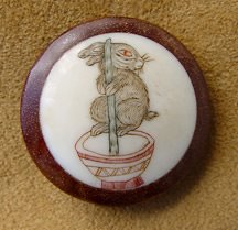 Japanese scrimshaw shank button