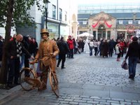 Street performers in Covent Garden