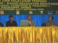 A rousing closing speech delivered by General Djaja Suparman (centre), accompanied by Bapak Arman (right; currently Director General of Forest Protection and Nature Conservation) and Daniel Sinaga (left; CITES Tiger Task Force representative