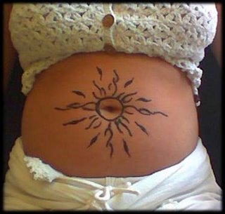 pregnant belly henna tattoo