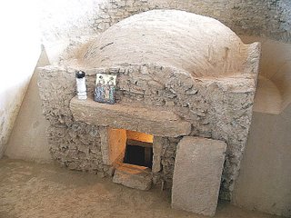 Mormântul celor patru martiri de la Niculiţel este în mod caracteristic un hipogeu, în continuitate cu întreaga tradiţie pan-mediteraneană.
