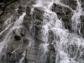 Cascada pe Transfagarasan