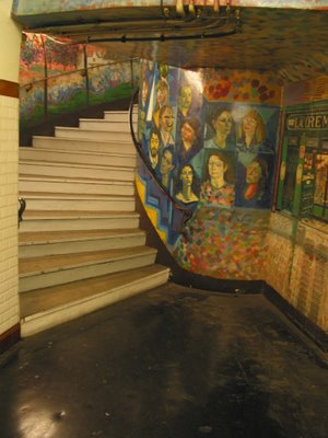 Abbesses Metro VI