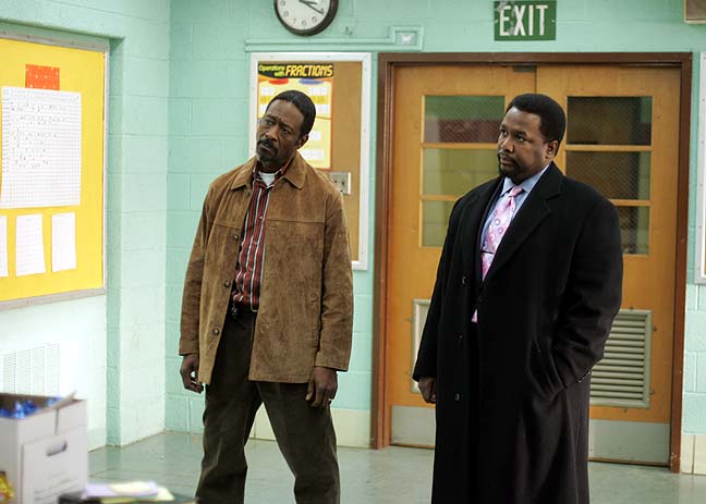 What's Alan Watching?: The Wire, "A New Day": Tomb raiders