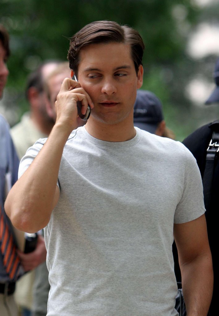 Tobey Maguire Fat 11