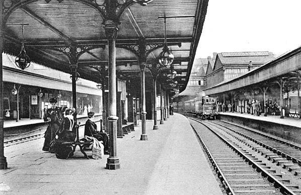 Dalston Junction Railway Station Photo Broad Street to Mildmay and Hackney 10 