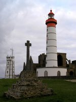 Le phare de la Pointe St Mathieu de jour