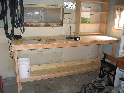 Build a Garage Workbench