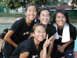 5 Beaut... erhh! 4 Beauties! What happened to the other one? Too many beauties around = Competition = Elimination!