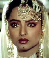  Versatile actress in Bollywood :Happy Birthday Rekha (9th September)