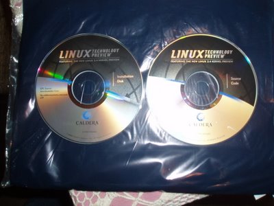 LINUX TECHNOLOGY PREVIEW FEATURING THE NEW LINUX 2.4 KERNEL PREVIEW, © 2000, Caldera Systems, Inc. All Rights Reserved