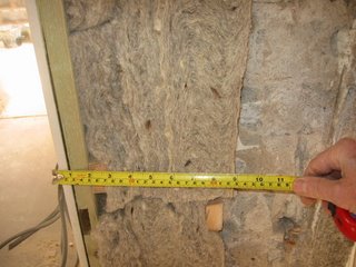 Sheep wool insulation in the walls of the conversion