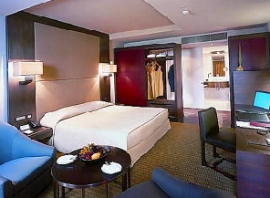 Swisssotel Nai Lert Park Hotel Bangkok with comfortable accommodation