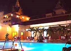 City Angkor Hotel_Pool
