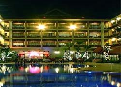 Empress Angkor Hotel_Pool
