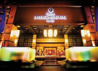 Entering Grand Intercontinental Hotel Seoul