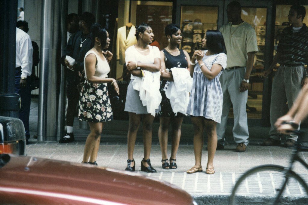 Tuesday,%20November%2001,%202005%20Girls.jpg