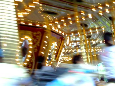 Grand Carousel: 1