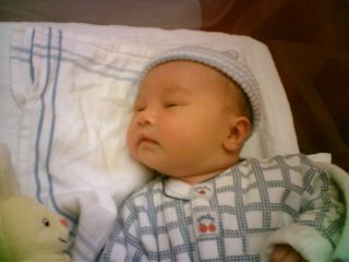 Luca le lendemain de sa naissance