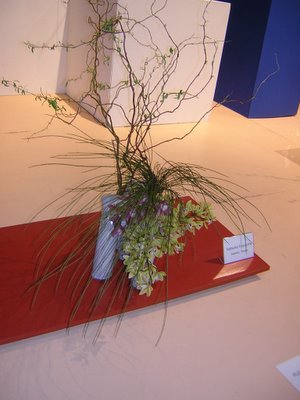 Modern Floral Arrangement ...