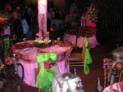 Table Setting: Wild Thing Garden Party ...