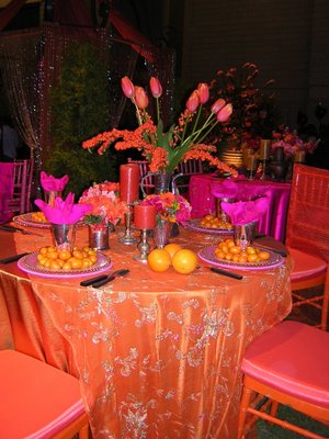 Floral Table Setting: Intense Orange ...