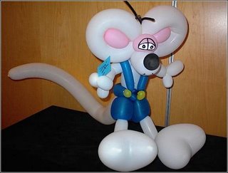 multiple balloon to create cute mouse