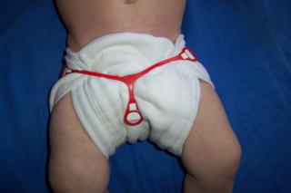 cloth diapering is easy with inexpensive cotton prefolds (6)