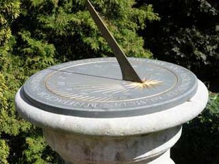 Memorial sundial